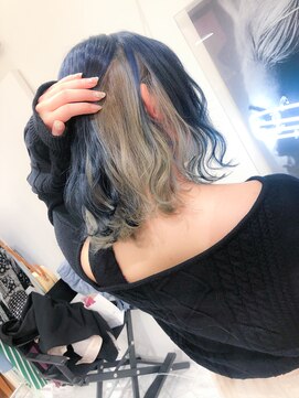 アマンドール(Aman D'or) 色は気分で変えたい★ブルーネイビー×インナーホワイト