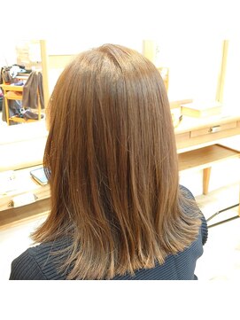 アイビー(Ivy) 切りっぱなしミディアム