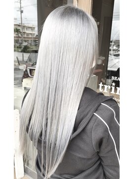 トリニティ(trinity) プラチナシルバーグレーカラー【豊見城・糸満・南風原・与那原】