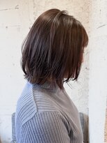 ペネロープ(Penelope)&nbsp;ミディアムボブ/レイヤーボブ/外ハネボブ/ちょいくびれヘア