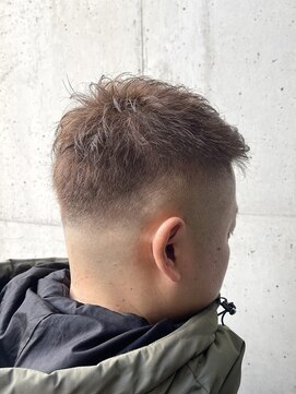 タム(tam) フェードカット