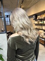 サニー 渋谷(SUNNY) nバレイヤージュ、ハイライト、レイヤーロング、グレーベージュ