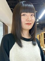 シェノン 心斎橋(CHAINON)&nbsp;レイヤーカット/顔周りレイヤー/重め前髪/アッシュカラー