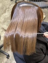 髪質改善縮毛矯正レイヤーカット顔周り前髪韓国ミニウルフ