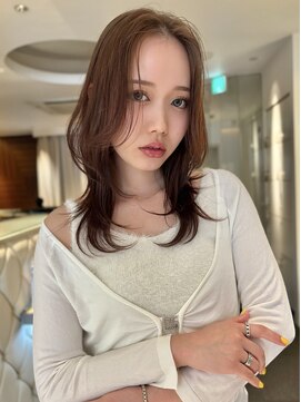 ヤヨイブレインズフェアリー(YAYOI BRAINS fairy) センターパートハッシュミディアム☆