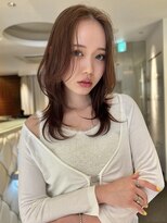 ヤヨイブレインズフェアリー(YAYOI BRAINS fairy) センターパートハッシュミディアム☆