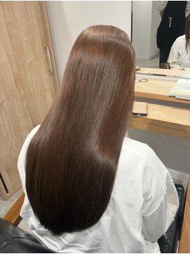 リベイル(LIVEIL) 髪質改善ストレート 縮毛矯正 地毛風ストレート 艶髪ロング