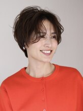 アンベリールフルー(EMBELLIR fleur)