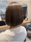 艶めく髪質改善カラーの美シルエットボブ