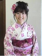 ヘアー クラフト(HAIR CRAFT) お友達の結婚式には、ちょっと一目おかれそうなヘアーと帯結び