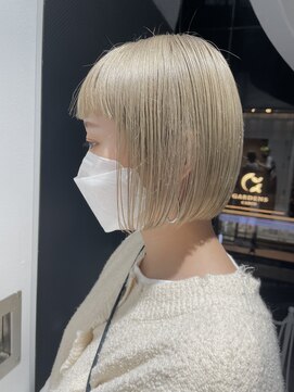 オンザ(ONTHE) ホワイトミルクティーベージュ