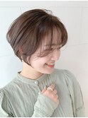 フェミニンショートヘア