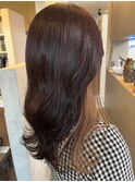 イヤリングカラーベージュ×チェリーレッド