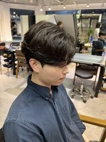 トレス(TRESS)&nbsp;メンズセンターパート　毛流れショート　ショートパーマ