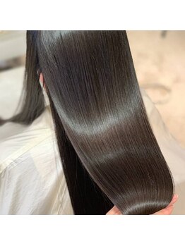リン ヘアファクトリー アンド アイラッシュサロン(RIN)の写真/当店自慢の集中ケアトリートメントで極うるツヤ髪に♪髪質改善メニューとの組み合わせで驚きの仕上がり☆