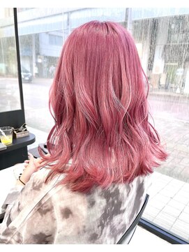 美容室 アクイール グラッセ(Accueillir grace) ピンクカラー