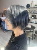 ショートボブ×シルバーブルー 【ブリーチカラー】