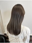 アッシュグレージュカラー