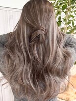 ヘアーサロングランデ(HAIR SALON GRANDE)&nbsp;ハイライトカラーミルクティーベージュレイヤーカット