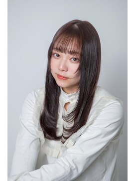 ルフュージュ バイ プロデュース 相模大野店(Refuge by Produce) チョコレートブラウン/レイヤーカット/ストレートロング