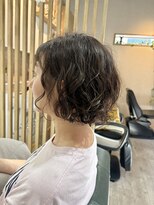 ウル(Ulu')&nbsp;レイヤーボブ×ゆるふわパーマスタイル