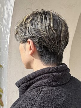 カルム(calme) 【吉富】極細ハイライト×センターパート