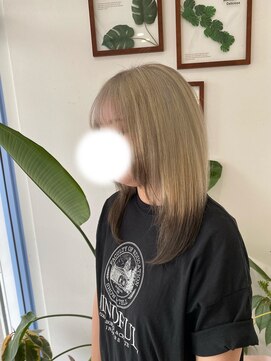 エルフ(elf) 顔周りウルフレイヤー×ハイトーンカラー