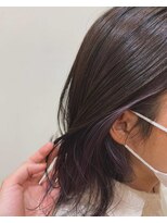 ユニ バイ マグ 長野店(Uni.by Mag)&nbsp;イヤリングカラー透明感ラベンダーグレージュ外ハネ