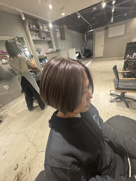 ショートボブ×脱白髪染め