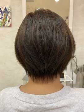アール 滝ノ水店(#arl) ショートボブヘアカラーオリーブ