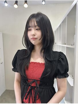 キートス 高知店(kiitos) ［レイヤーカット×透明感カラー］