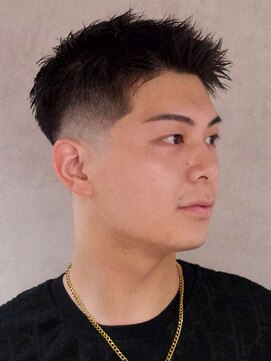 ダウズバーバーショップ 渋谷(dau's barber shop) アップバングスパイキーショートミドルフェード