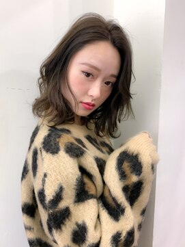 ナイン 麻布十番(NINE) グレーアッシュ・ミディアム 中條