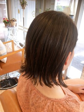 アットウィムヘアー(at whim hair) ワンレン外ハネボブ