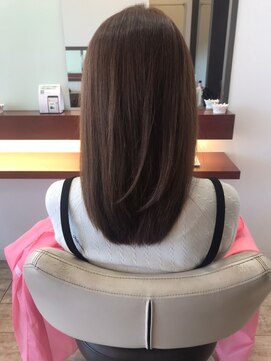 マーリャヘアー(mallia hair) ワンカールセミロングスタイル
