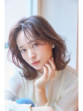 フィガロ アヴェダ(FIGARO AVEDA) ミディアムレイヤー