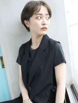 バース(BIRTH) 天神【BIRTH】大人かわいいセンターパート×マッシュショート13