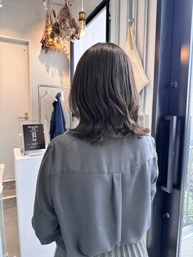 ロカ 表参道(loka) ラベンダー/レイヤーカット[表参道/ブリーチ/ハイライト]Mai