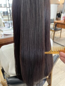 ナンバーツーヘブン(Number 2 heaven)の写真/【最高峰ヘアケアAujua導入】豊富な種類から髪質に合わせたヘアケアを◎艶髪でワンランク上のスタイルに