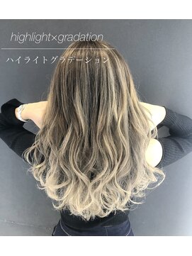 アンジェ(Ange) バレイヤージュ、ハイライト、グラデーション、エクステ