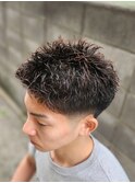 スパイキーショートパーマ