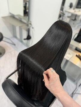 ヴィヴィー 福岡天神店(VIVIE) 艶美髪矯正