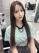 ロムーク 表参道(LOMKH)&nbsp;小顔ロングレイヤーカット顔周り春ハッシュカット透明感カラー