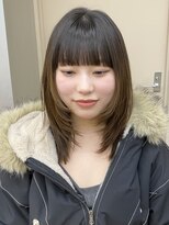 パークレーン アイス イヴェン アネックス(PARK LANE ICI yeven.anx)&nbsp;レイヤーカットハッシュカット韓国レイヤーオリーブベージュ