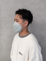 ソアー 新大阪(SOAR)&nbsp;ツーブロック束感パーマモテる黒髪センターパート【新大阪】