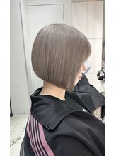 ユーフォリア エヌ 池袋サンシャイン通り店(Euphoria +n) 首が綺麗に見える前下がりボブ/ハイトーンボブ