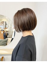 ノエル ヘアー アトリエ(Noele hair atelier) アッシュグレーに自然にまとまるナチュラルボブ☆