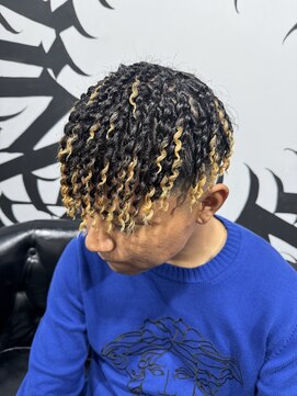 フライ 東通り店(Frei) 緩めスプリングドレッド