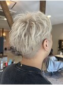 メンズカラー×ホワイトベージュ×抜きっぱなしブリーチ