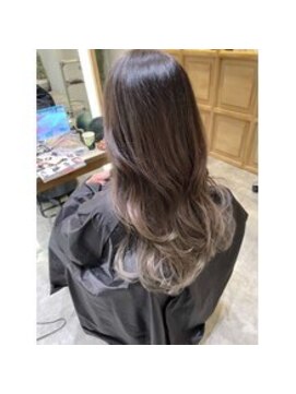 オレロ 国立(olelo) 暗めカラー/グランマッシュ/デザインカラー/フェザーパーマ/国立